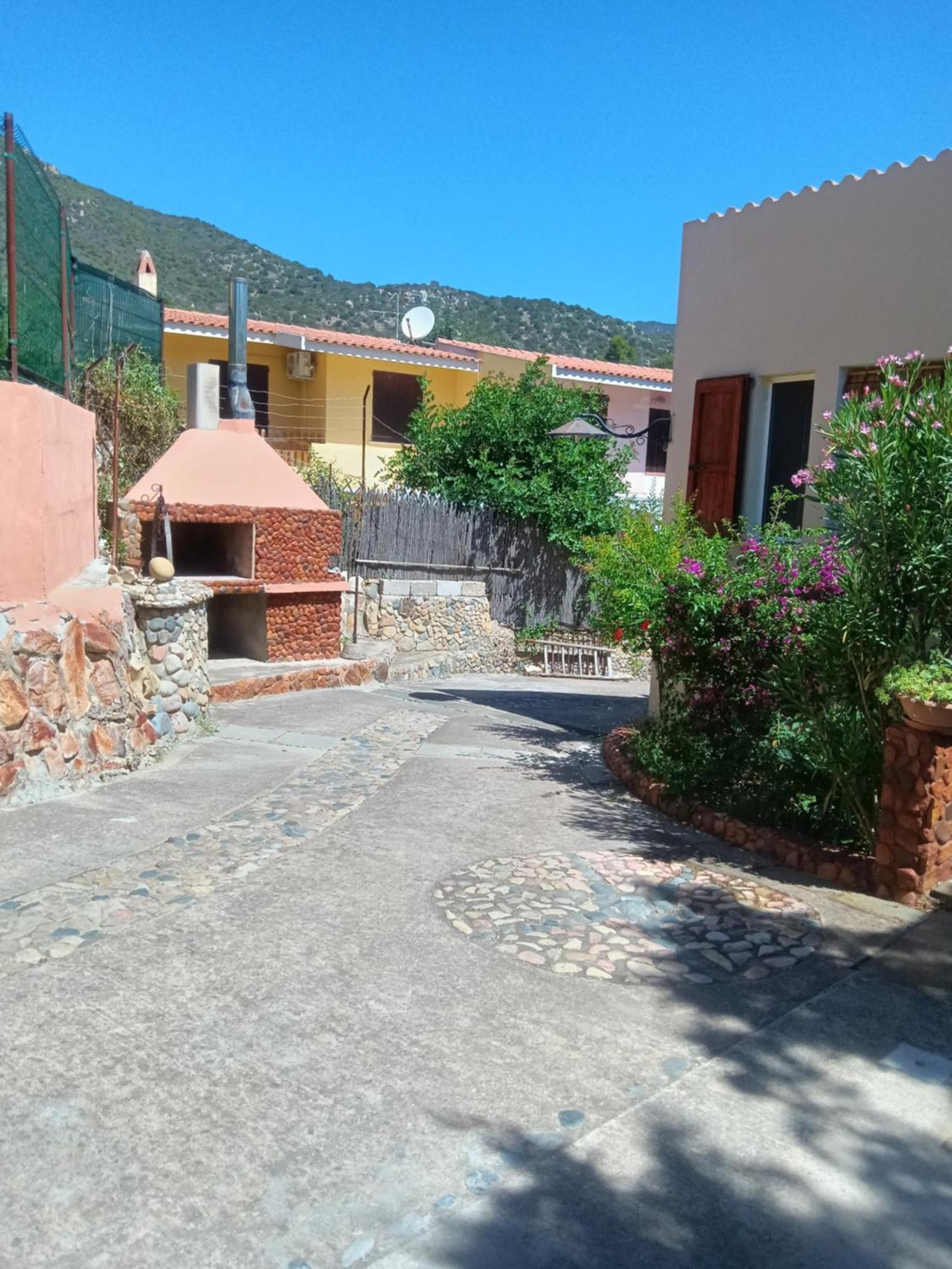 Vacanze A Solanas Con Clima Cup1863 エクステリア 写真